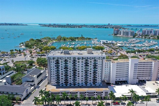 property at 101 S Gulfstream Ave
