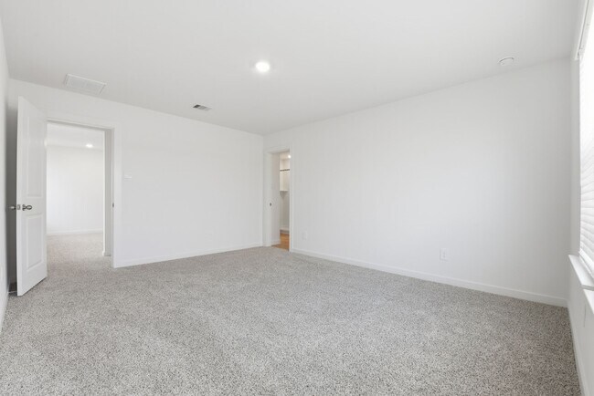 3534 Blue Mockingbird St