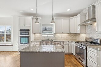 1105 49th Ave N in Nashville, TN - Building Photo - Building Photo