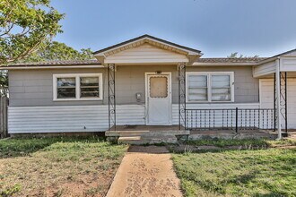 815 52nd St in Lubbock, TX - Building Photo - Building Photo