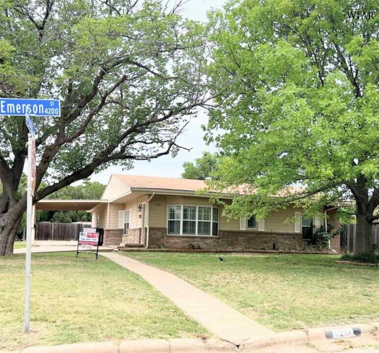 4216 Emerson St in Wichita Falls, TX - Building Photo