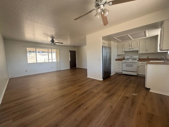property at 4062 Tranquilla Ave