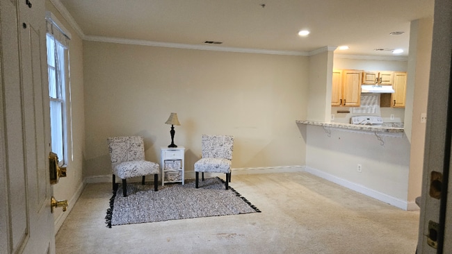 property at 102 Dry Mill Rd SW