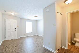 1589 Matthew Allen Cir in Kannapolis, NC - Building Photo - Building Photo