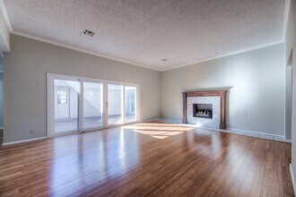 7114 E 90th Pl in Tulsa, OK - Building Photo - Building Photo