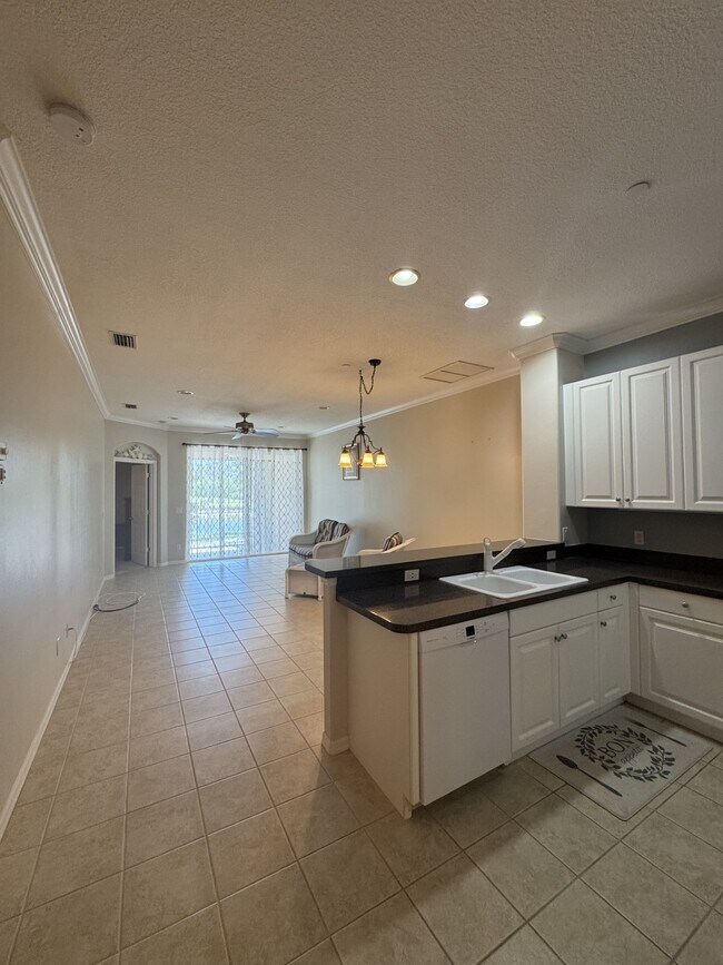 1931 San Silvestro Dr in Venice, FL - Building Photo - Building Photo