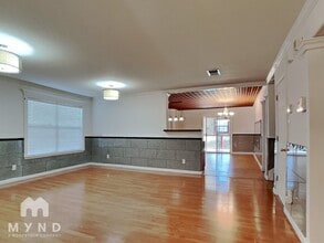 8715 Veranda Ct in San Antonio, TX - Building Photo - Building Photo