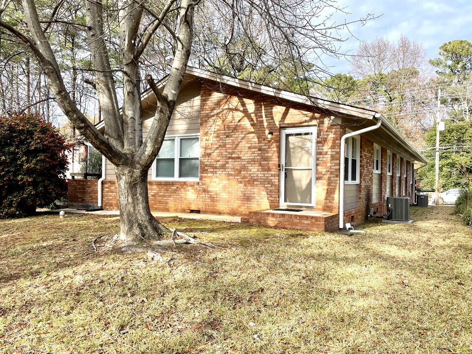 224 Adams St in Cary, NC - Building Photo