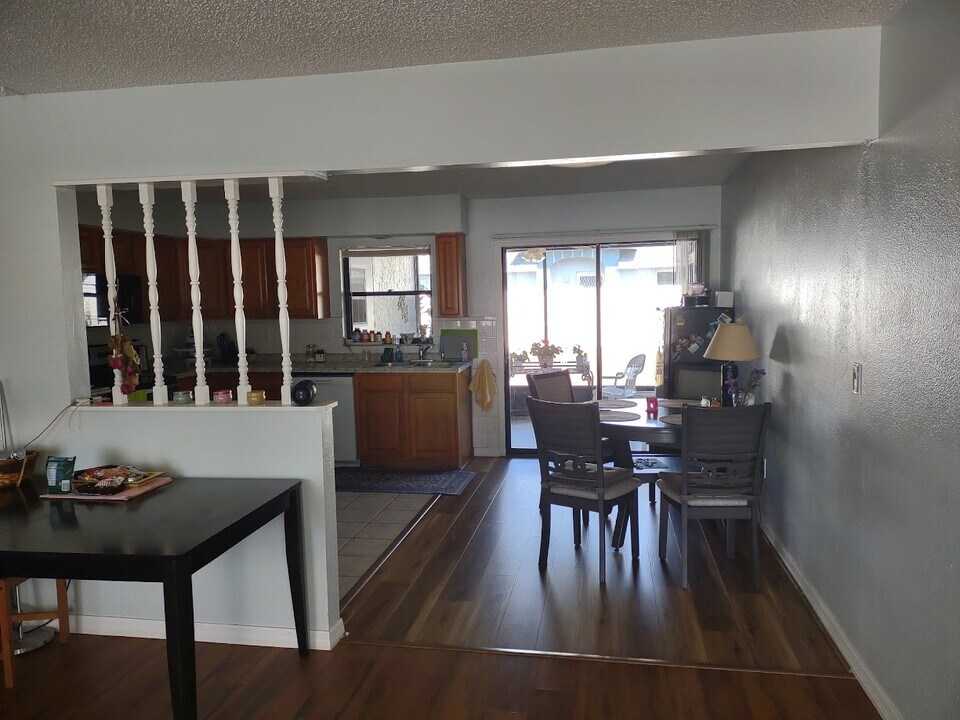 2626 Lear Rd in Englewood, FL - Building Photo