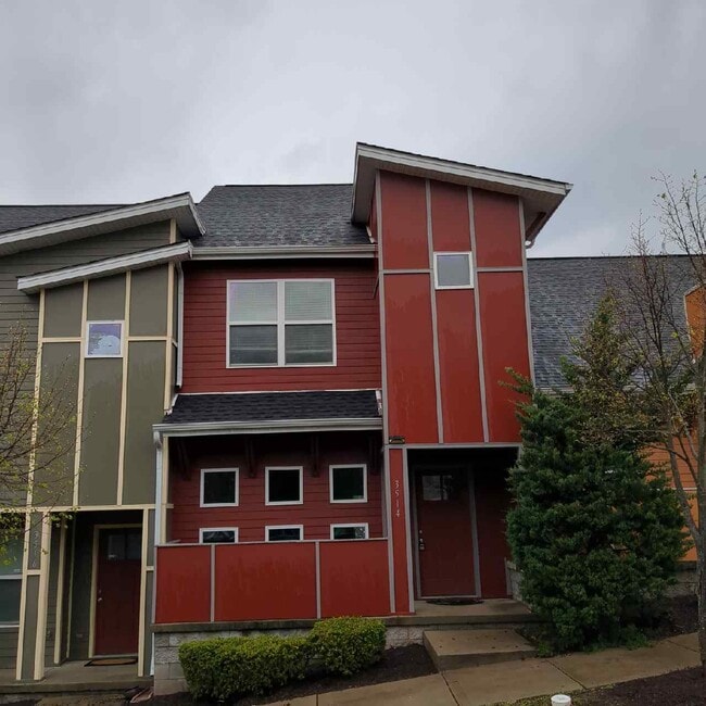 property at 3514 Steffisburg Dr