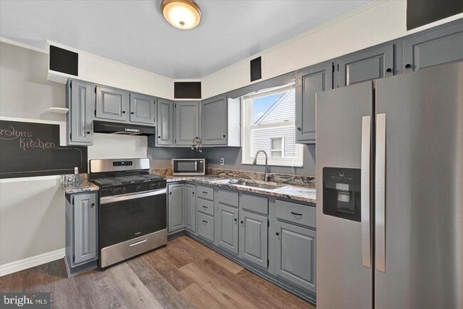 6820 Bessemer Ave in Dundalk, MD - Building Photo - Building Photo