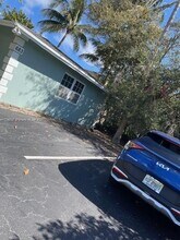 683 Berkley St in Boca Raton, FL - Building Photo - Building Photo