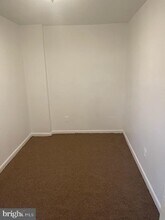 14 E Logan St-Unit -2FR in Philadelphia, PA - Building Photo - Building Photo