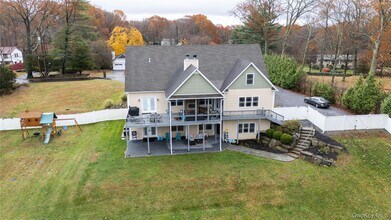 49 Cherry Hill Rd in Carmel, NY - Building Photo - Building Photo