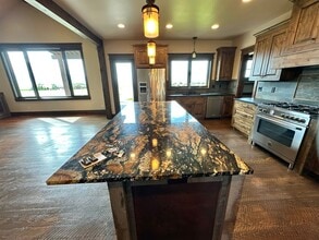 128 Oryx Cir in Belgrade, MT - Building Photo - Building Photo