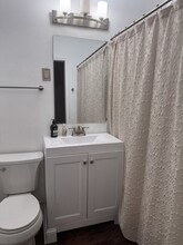 2825 N Richards St, Unit Furnished apartment in Milwaukee, WI - Building Photo - Building Photo