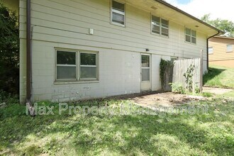 1515 NW 81st St in Clive, IA - Building Photo - Building Photo