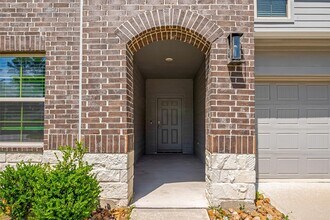 12013 New River Ct in Shenandoah, TX - Building Photo - Building Photo