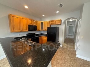 3725 S Lake Orlando Pkwy in Orlando, FL - Building Photo - Building Photo