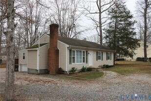 9906 Family Ln in Chesterfield, VA - Building Photo