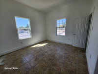 1701 Owens St in Bakersfield, CA - Building Photo - Building Photo