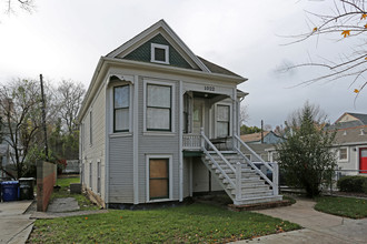 1022 S St in Sacramento, CA - Building Photo - Building Photo