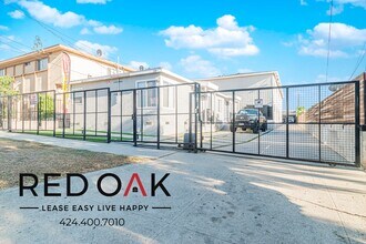 228 Stepney St in Inglewood, CA - Foto de edificio - Building Photo