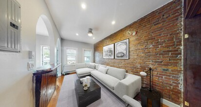 4 Mark St, Unit 2 in Boston, MA - Building Photo - Building Photo