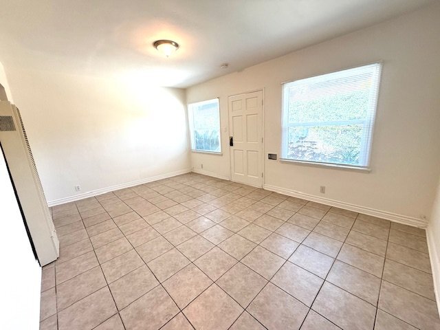 1850 Henderson Ave in Long Beach, CA - Building Photo - Building Photo