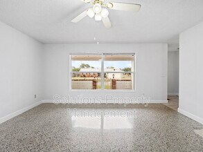 905 Lisa Dr in Titusville, FL - Building Photo - Building Photo