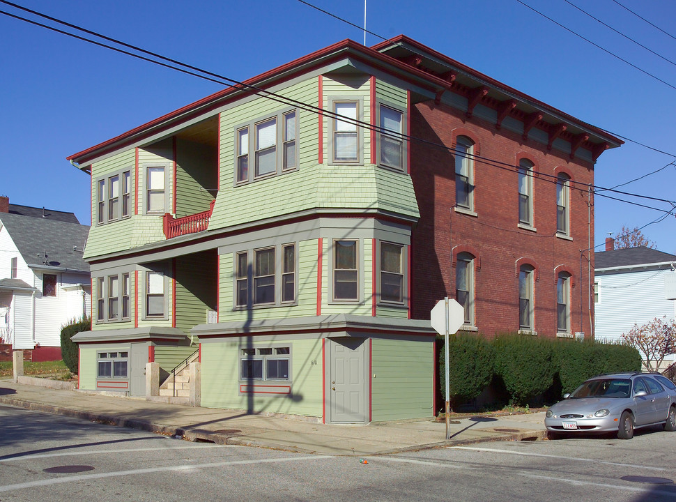 610 Cherry St in Fall River, MA - Foto de edificio