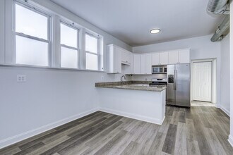 224 Lemont St in Lemont, IL - Building Photo - Building Photo