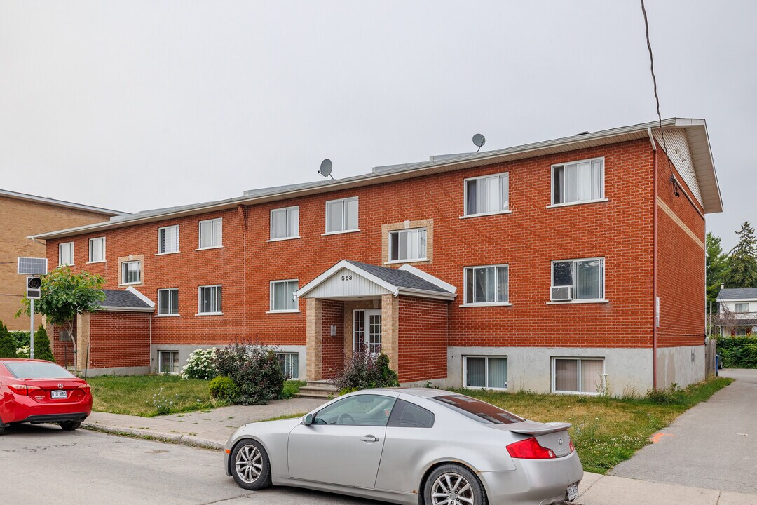565 81E Av in Laval, QC - Building Photo
