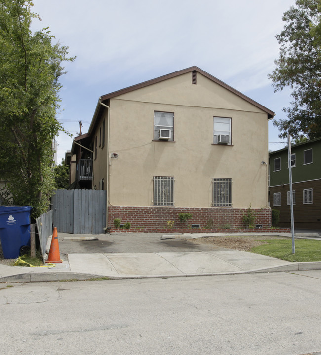 11341 Blix St in North Hollywood, CA - Building Photo - Building Photo