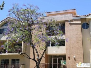 1131 Campbell St in Glendale, CA - Building Photo - Building Photo