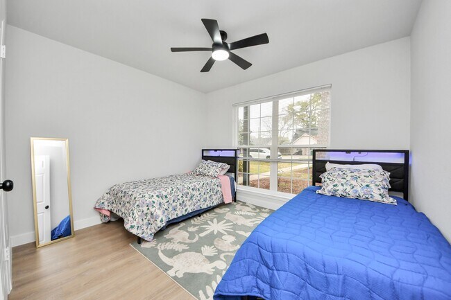 property at 10003 Briarwild Ln