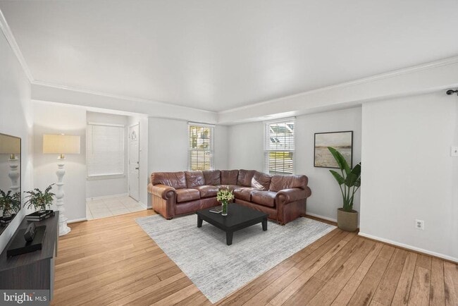 31 Everett Dr in Newtown, PA - Building Photo - Building Photo