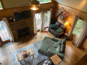 62 Bailey Ave in Bryson City, NC - Building Photo - Building Photo