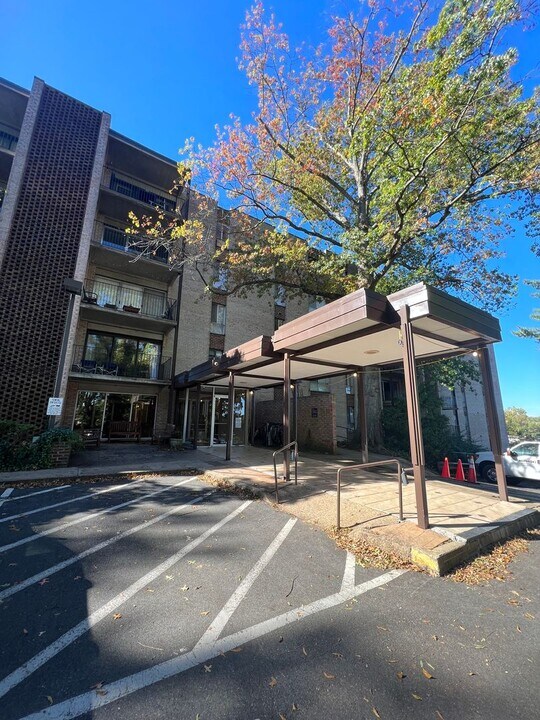 511 1st St N in Charlottesville, VA - Building Photo