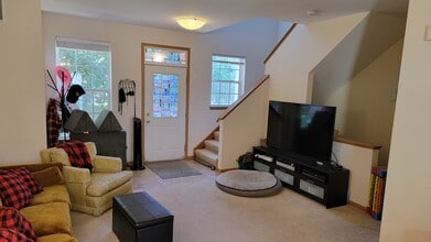 456 Littleton Trl in Elgin, IL - Building Photo - Building Photo