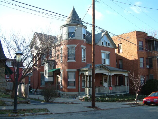 255 Hosea Ave in Cincinnati, OH - Building Photo - Building Photo