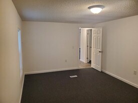 515 Swinson Rd in Maple Hill, NC - Building Photo
