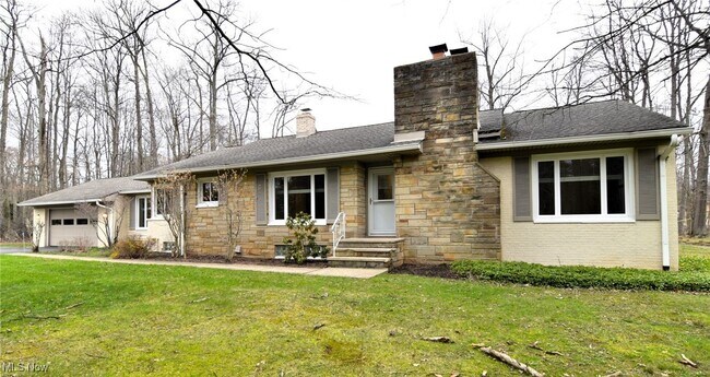 28199 Harvard Rd in Beachwood, OH - Building Photo - Building Photo