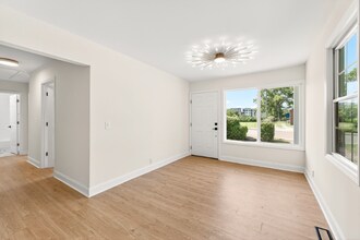 2706 Torbett St in Nashville, TN - Building Photo - Building Photo