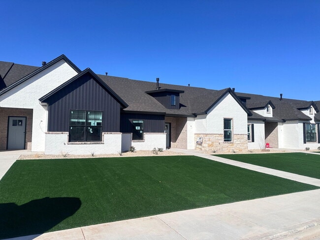10916 Albany Ave in Lubbock, TX - Building Photo - Building Photo