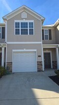 5641 Carrington Ct in Trinity, NC - Building Photo