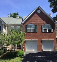 20 Constitution Way in Bernards, NJ - Building Photo