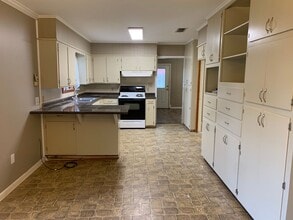 3016 Burson Dr in Shreveport, LA - Building Photo - Building Photo