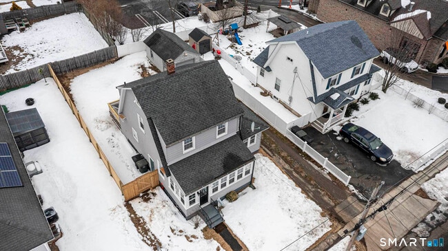 15 Cowles St in Milford, CT - Building Photo - Building Photo