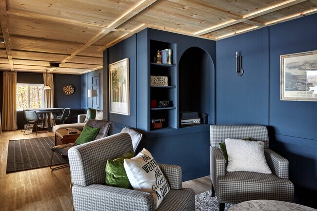 33 Chem. des Sittelles in Val-des-monts, QC - Building Photo - Building Photo